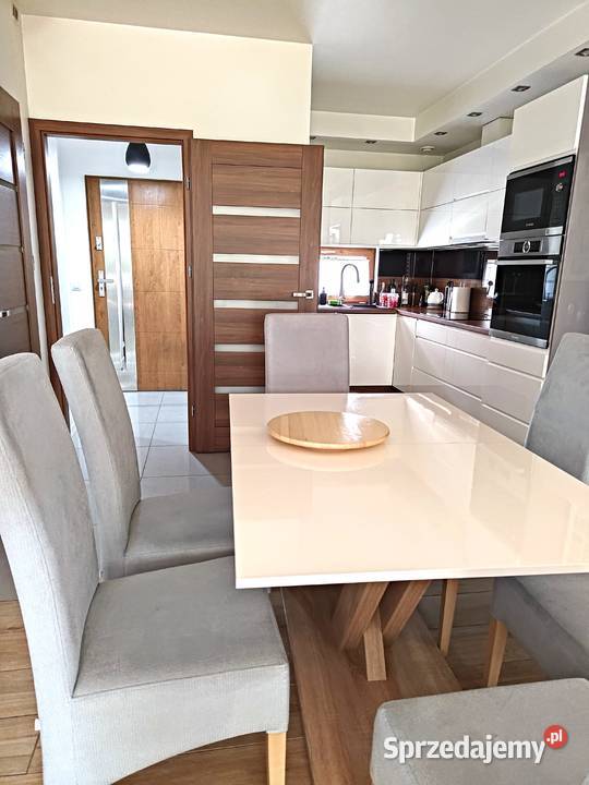 Dom w zabudowie bliźniaczej granicy Wrocławia Wrocław