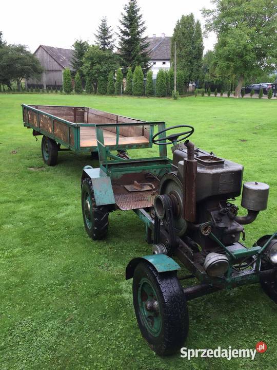 Esiok es 15 Traktorek papaj capek sam