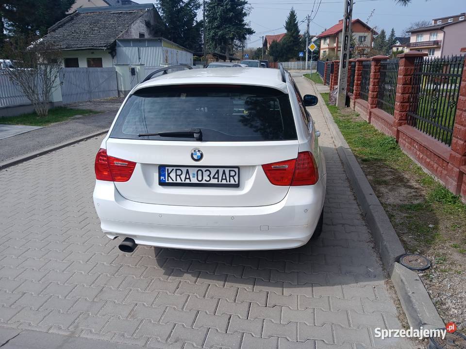 BMW E91320 i Touring benzyna Kraków