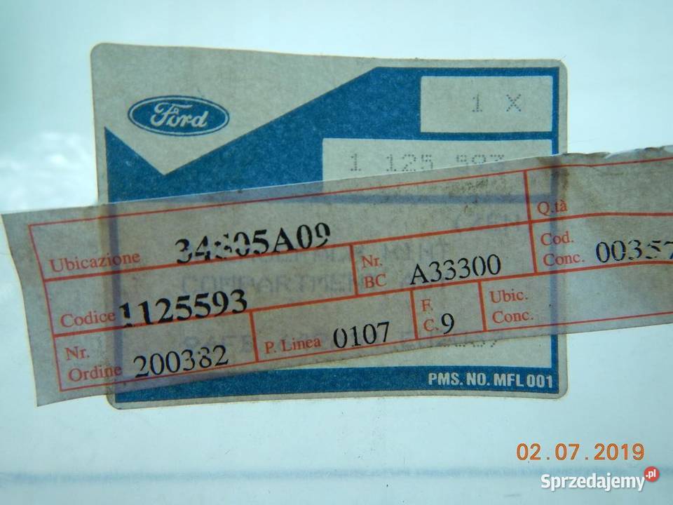 OSŁONA KONSOLI SCHOWEK FORD FIESTA 9502 NOWA ASO sprzedam