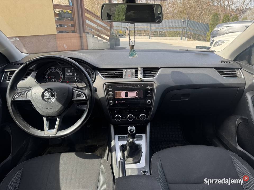 Skoda octavia 2017 polift 16 TDI manual kupiony w polskim salonie Radziechowy sprzedam