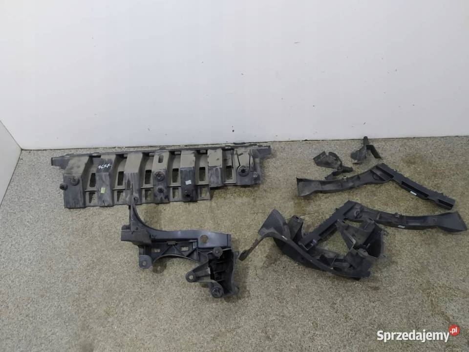 ŚLIZG ZDERZAKA TYŁ KOMPLET Peugeot 3008 I