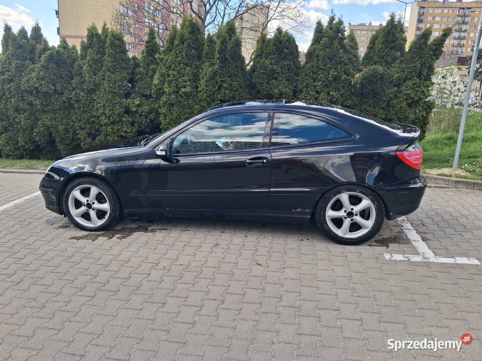 Mercesdes c200 2002r 2000 benzyna 2900zl Tarnów