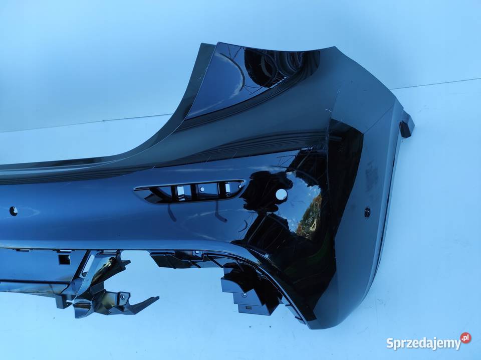 ZDERZAK TYLNY TYŁ INFINITI Q30 1 Nowy Tomyśl