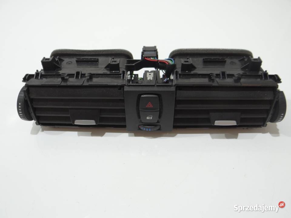 KRATKA NAWIEWU ŚRODKOWA BMW F30 F31 9218552 Strzyżewice