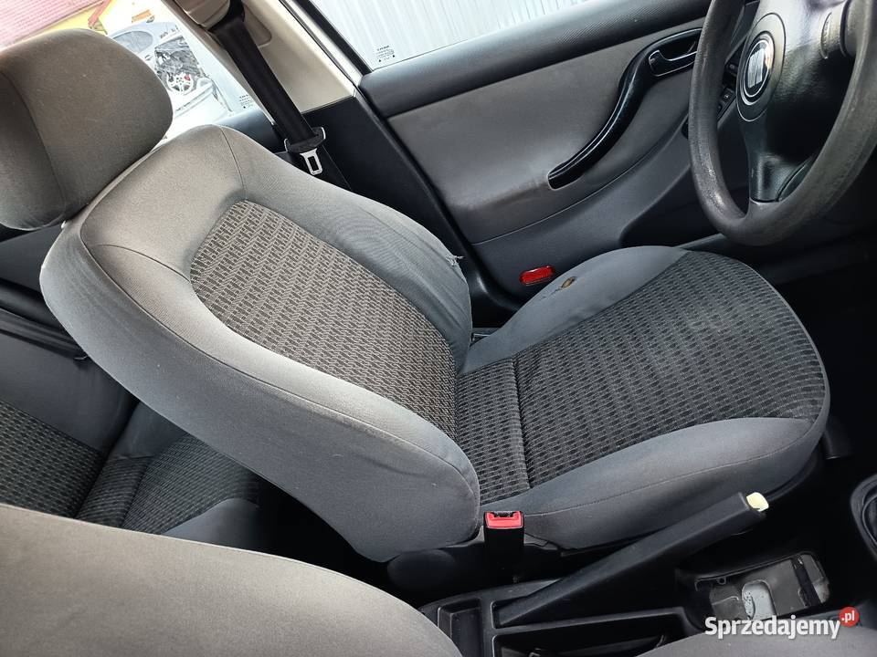 Fotele komplet Leon 1 Toledo a3 8l golf 4 lubelskie Łęczna