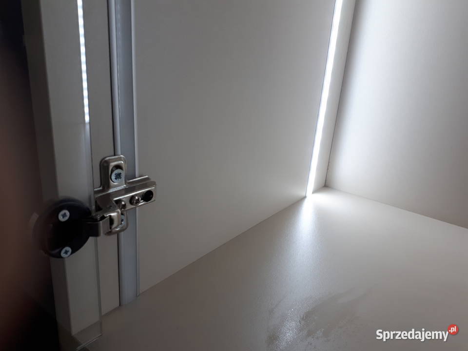 Gablota Gabloty Stoisko Ładne Beżowe Jasne Warszawa