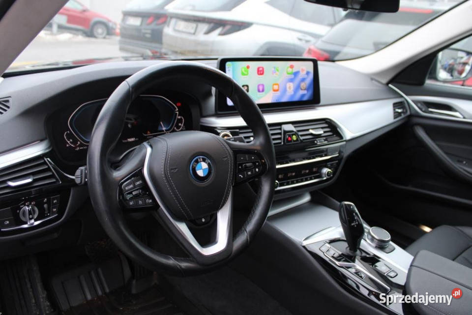 BMW SERIA 5 2022r Carplay El Fotel Ambienty Hak Rok produkcji 2022 Kraków
