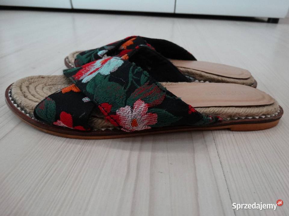 Buty Klapki Czarne w Kwiaty Żakardowe Płaska inna Łomża