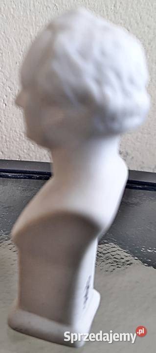 Figurka kompozytora poety porcelana sygnowana R Ostrów Wielkopolski sprzedam