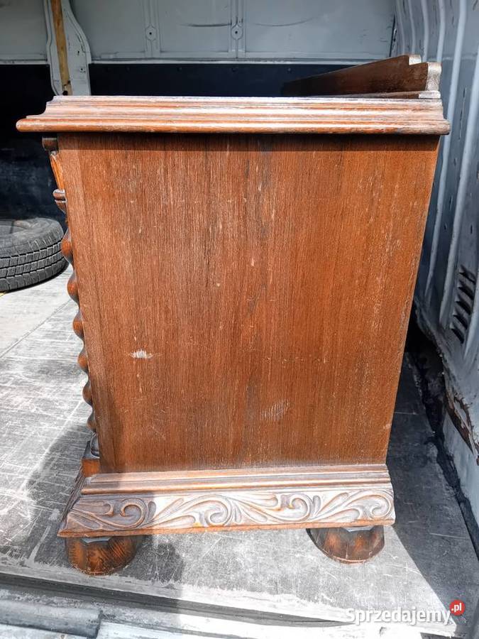 Dębowa komoda Antyki, Sztuka, Kolekcje Unieszyno