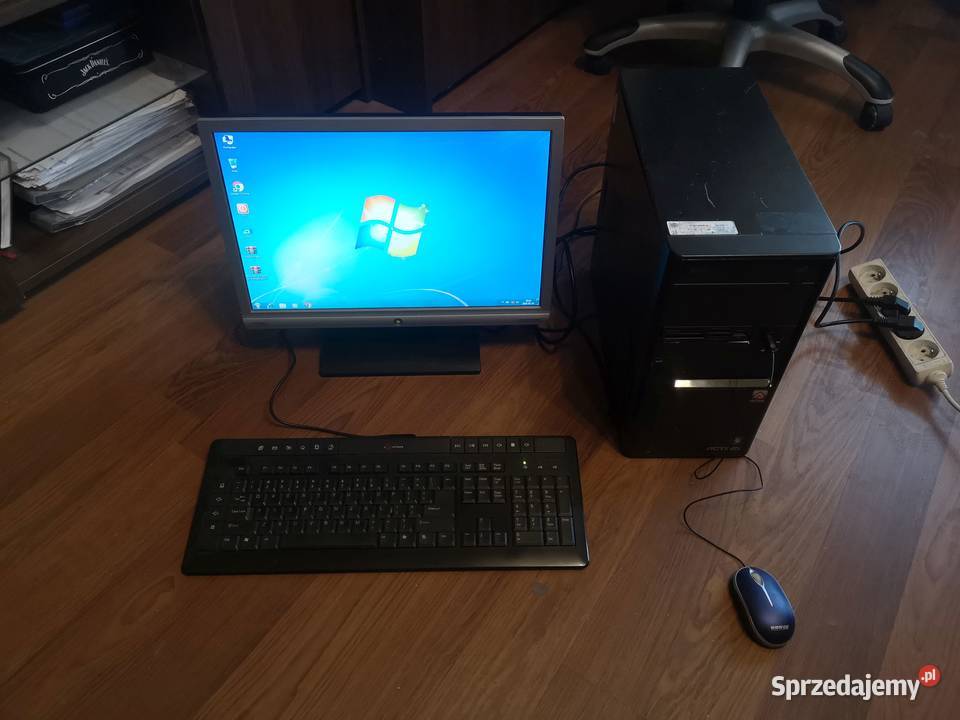 Komputer Dual Core 28 Ghz 2CpusE5500 Monitor Pozostałe Skomielna Biała