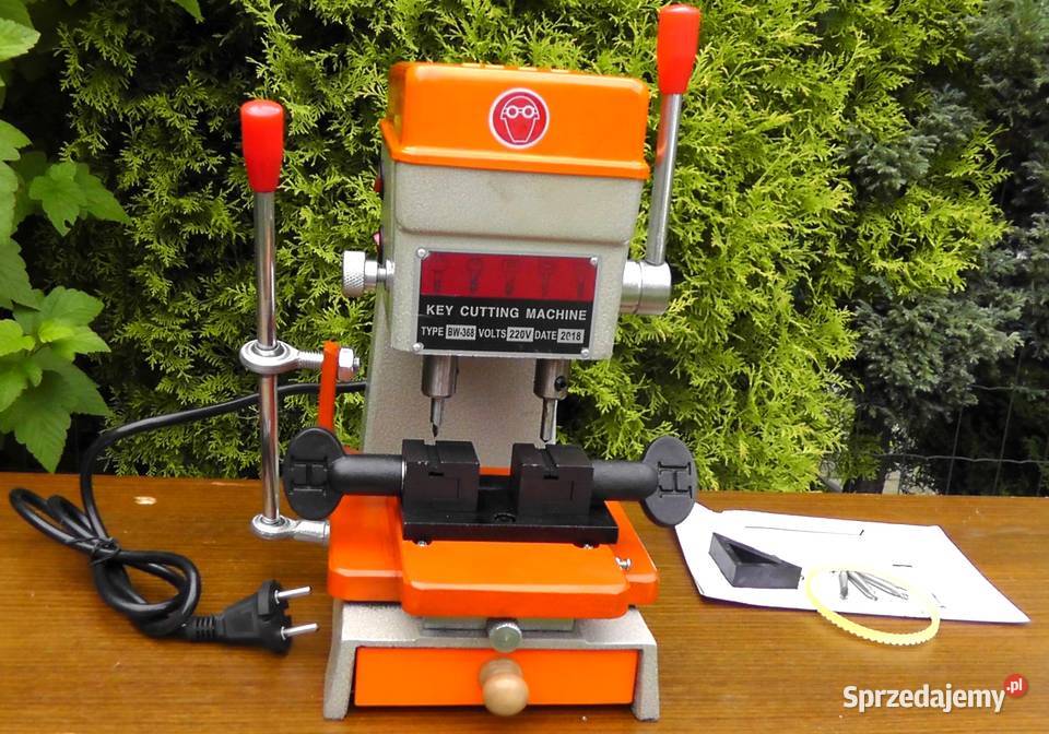 Maszyna FREZARKA KOPIARKA do kluczy pionówka Katowice