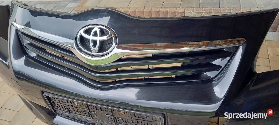 TOYOTA VERSO 0913r Atrapa chrom grill Brzozów