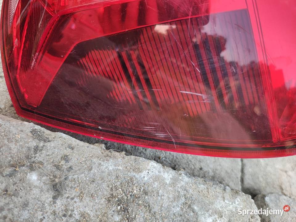 Prawna tylna lampa VW Polo 6R6C Wierzowice Wielkie sprzedam