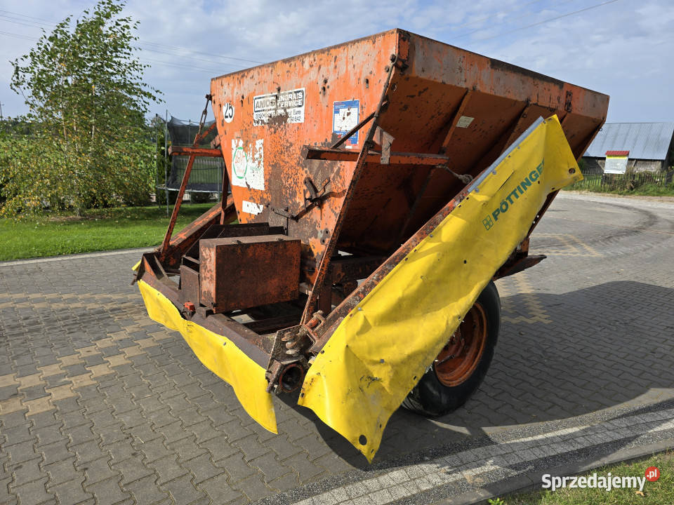 Rozsiewacz wapna AMOS AGMT 5 ton 6 m Rozsiewacze nawozów Baliki