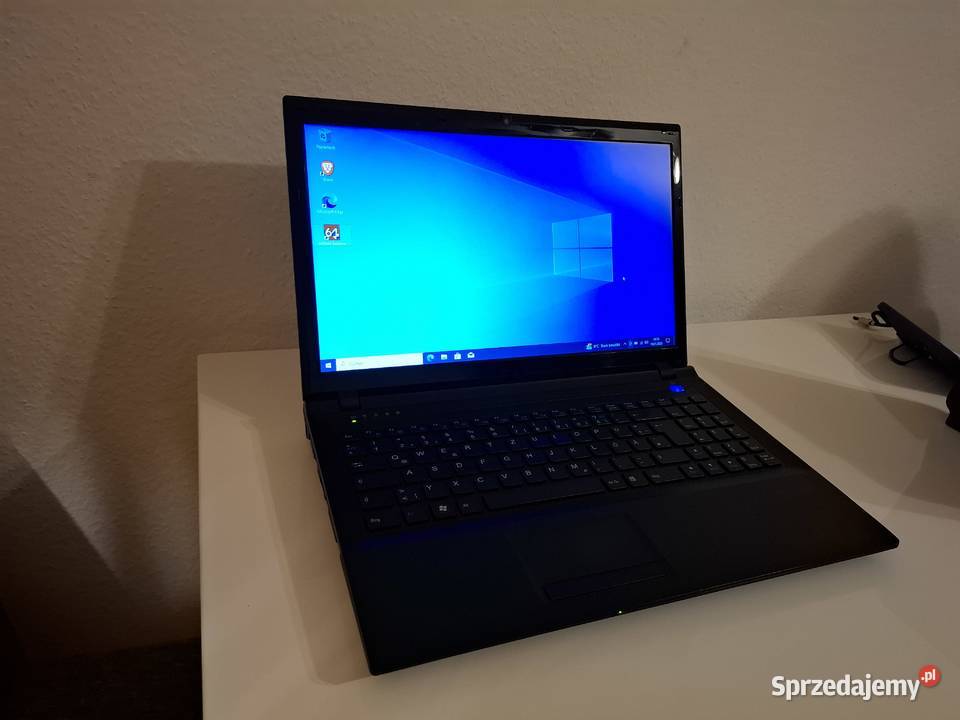 Laptop Terra Mobile 1528 12 GB ram Intel B960 Iłża sprzedam