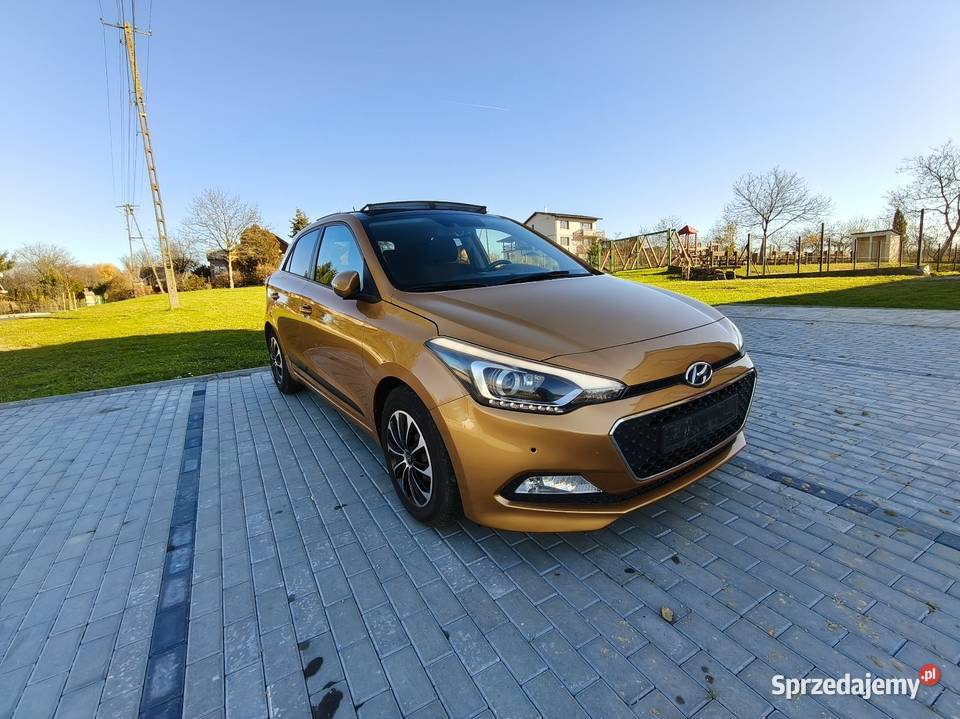 Sprzedam Hyundaia i20 14 benzyna panorama i20 Krosno sprzedam