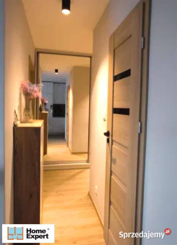 2pok 37met Plac Grunwaldzki BALKONPIWNICAWINDA Wrocław