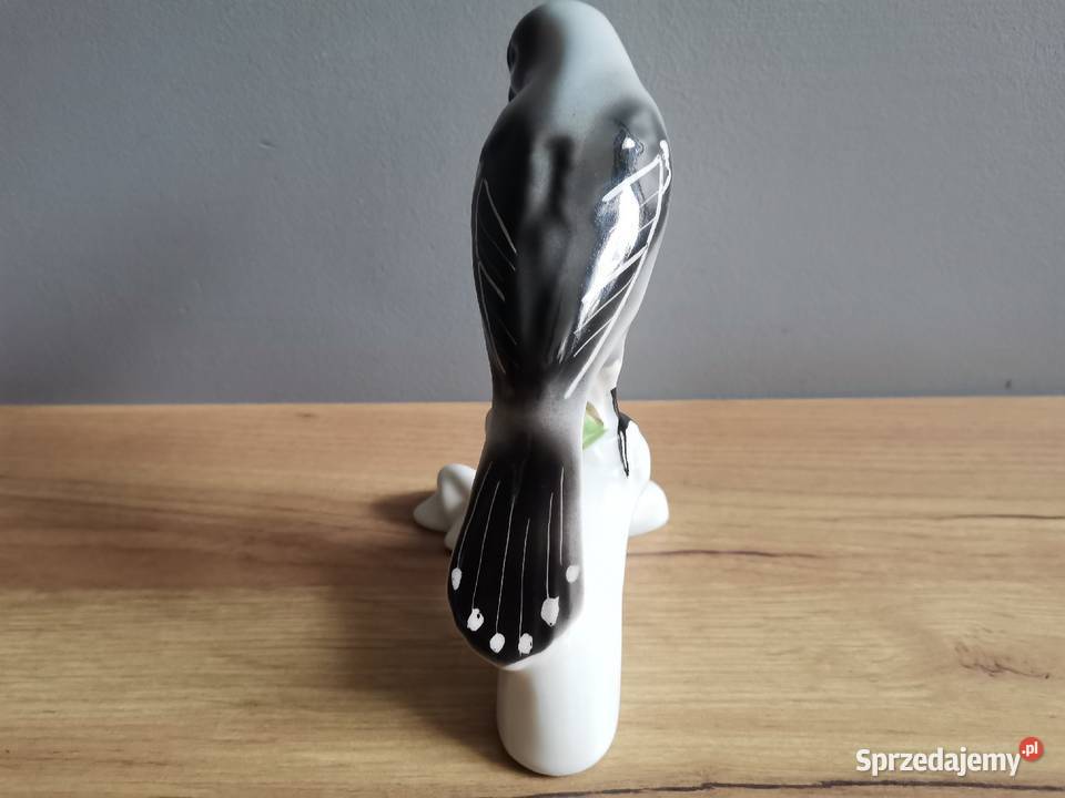 Stara figurka porcelanowa Ptak Dzieżba Katowice