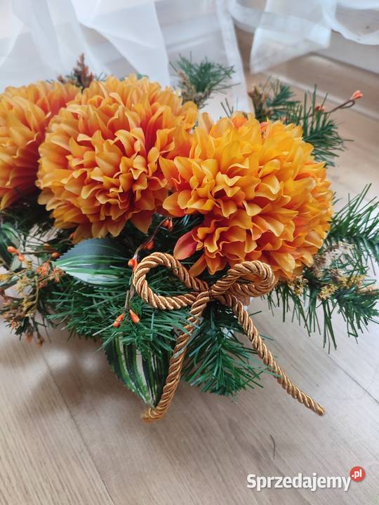 Kompozycja kwiatowa na grób kompozycja na płytę Sosnowiec
