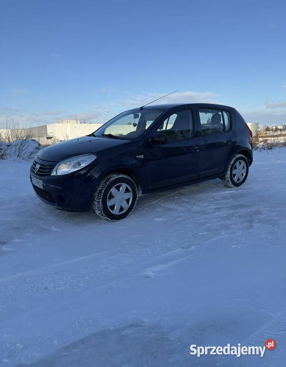 Dacia Sandero 12 benzyna 2011r manualna Starogard Gdański