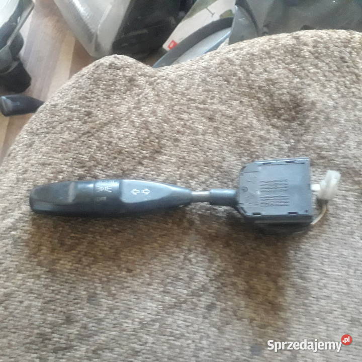 Przełacznik kierunków DAEWOO NEXIAESPERO osobowe małopolskie sprzedam