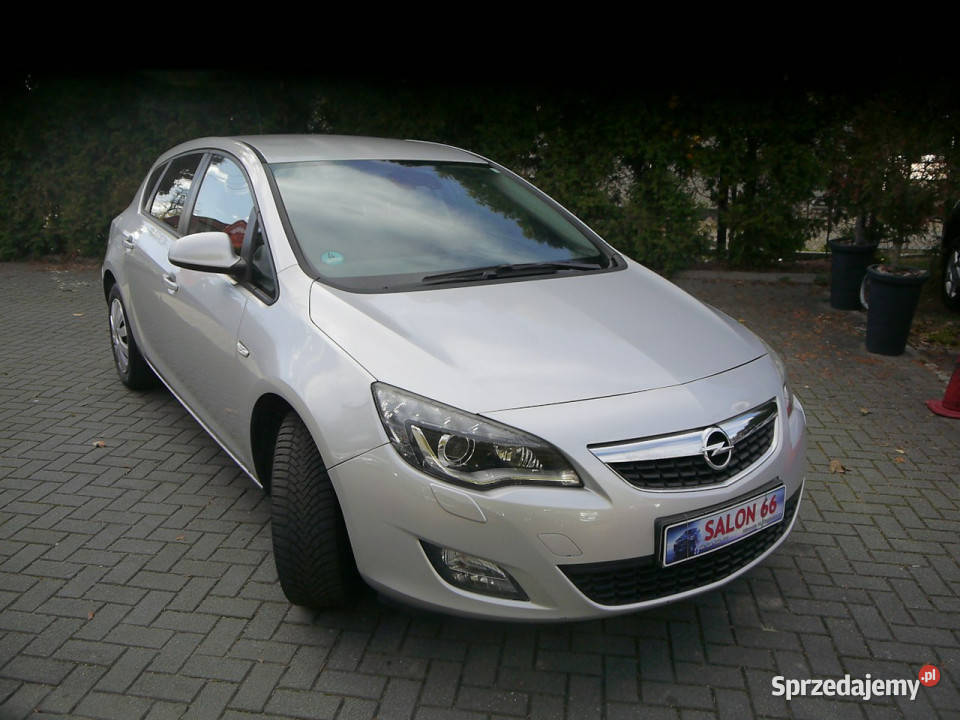 Opel Astra 14t Xenon Stan b 100bezwypadkowy z 1364cm3 Częstochowa