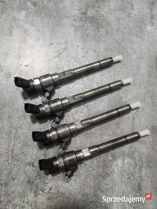 WTRYSKIWACZ OPEL OE 0445110270 Kartuzy sprzedam