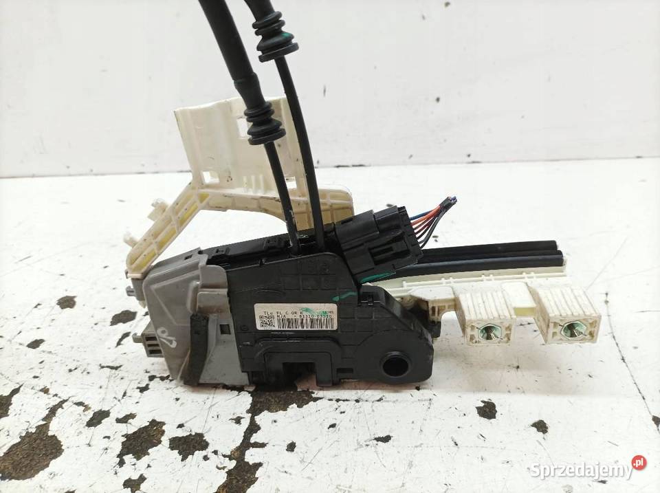ZAMEK DRZWI LEWY PRZÓD 81310D3510 Hyundai Tucson sprzedam
