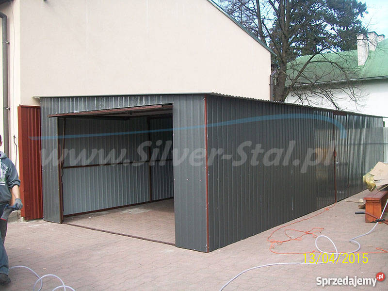 Garaż blaszak 4x10 dach jednospadowy brama