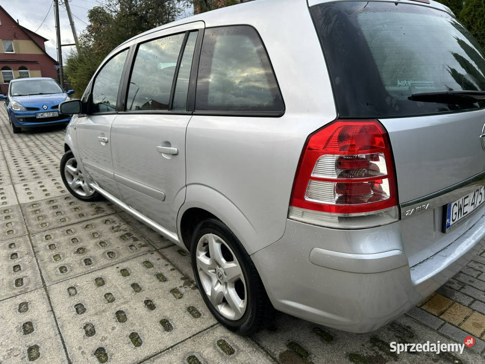 Opel Zafira Niezawodnamocna benzyna7 mhak Zafira Wejherowo