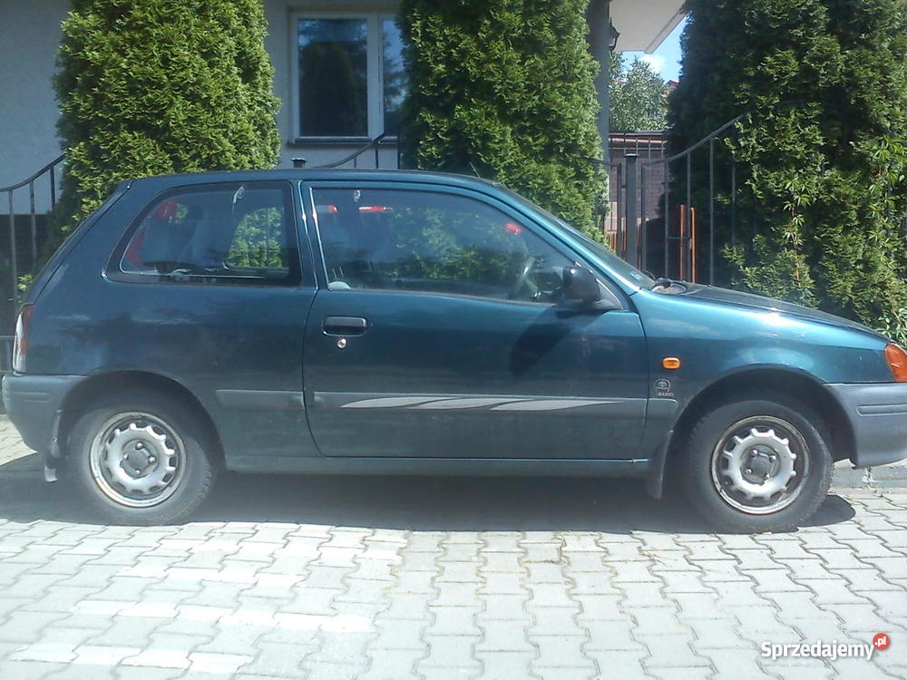 TOYOTA STARLET 14 XLi radio / CD Warszawa