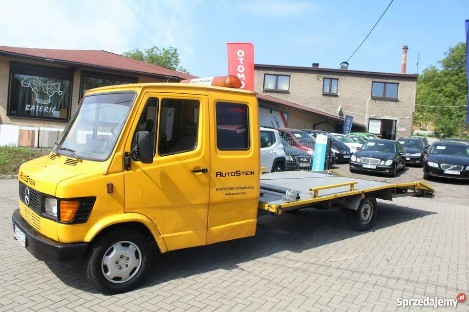 Mercedes 307 Autolaweta Pomoc drogowa 1700