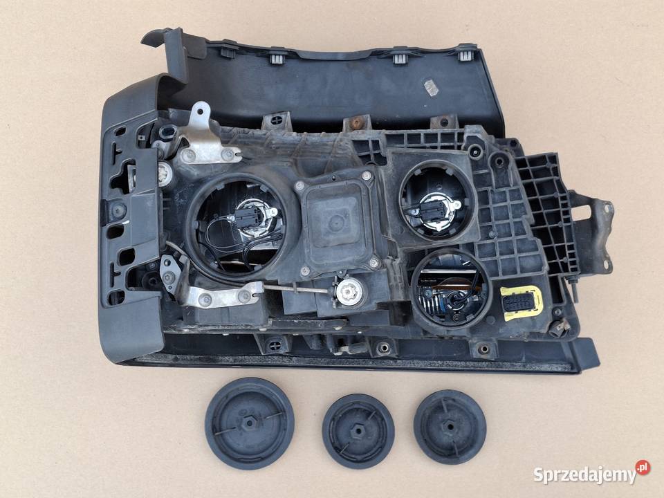 SCANIA R S REFLEKTOR LEWY H7 LAMPA LEWA RAMKA Bieleń