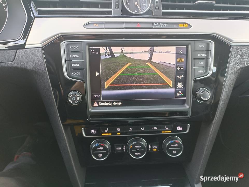 PASSAT B8 20 TDI 190 HIGHLINE SALON POLSKA ACC zmieniarka CD Krobia sprzedam
