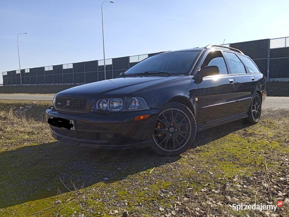 Volvo V40 20 BG 140 2003r długie opłaty Niemce