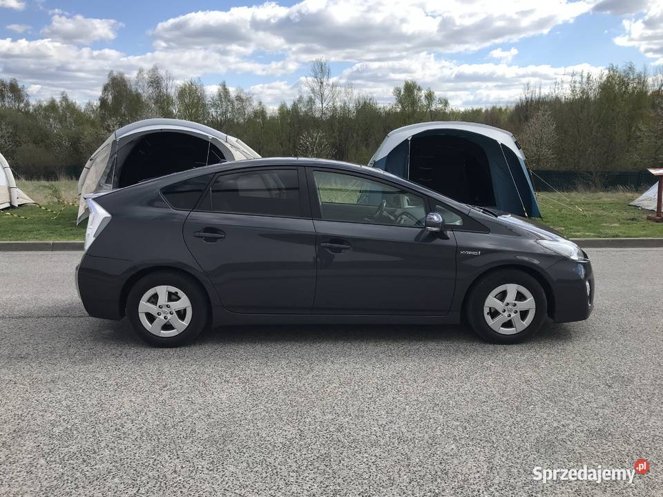 Toyota Prius Hybrid Ładna Solar Panorama nieuszkodzony Chmielnik sprzedam