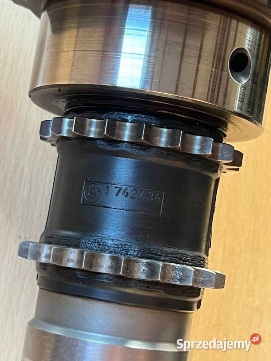 WAŁ KORBOWY BMW E39 535 E38 735 I M62B35 V8 Pozostałe Suchedniów