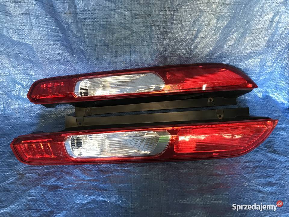 FORD FOCUS MK2 HB 4M5113405A 4M5113404A Lampa
