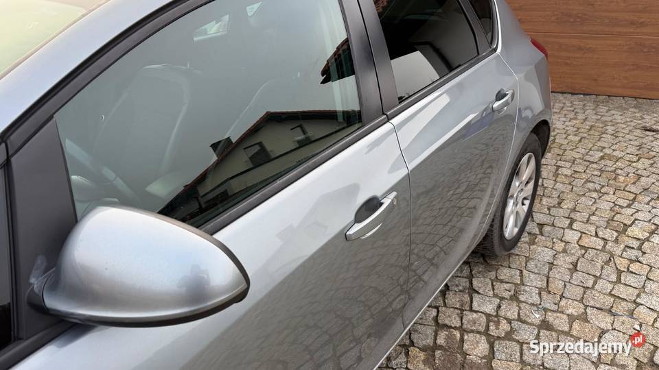 Opel Astra 2015 Diesel 16 Szary Zadbany Bogate Łódź