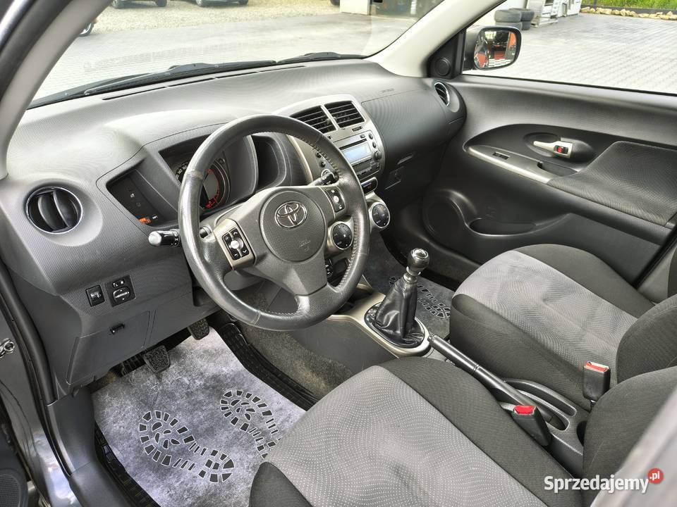 Toyota Urban Cruiser Napęd 4x4 AWD 14 D4D elektryczne lusterka Zarszyn sprzedam