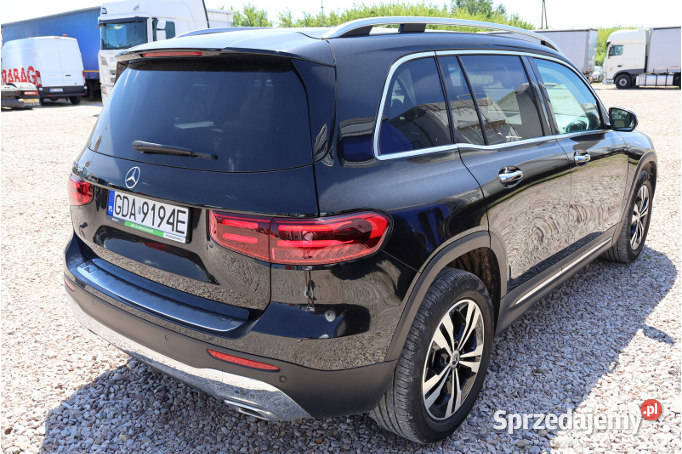 MERCEDESBENZ GLB 200 2023 133200 ccm 163 Warszawa