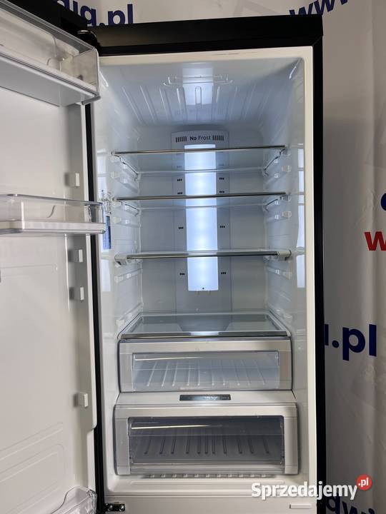 LODÓWKA Samsung Total No Frost Premium 200 A Wiejca sprzedam