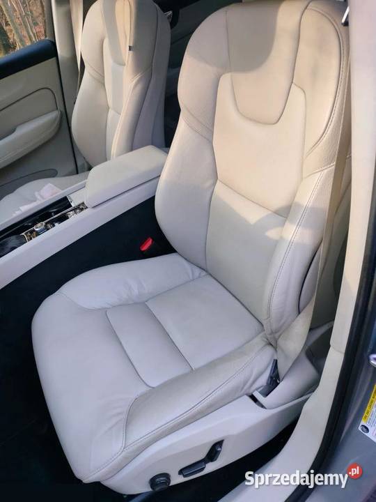 Volvo XC60 T5 4X4 Geartronic Momentum 254 2018r