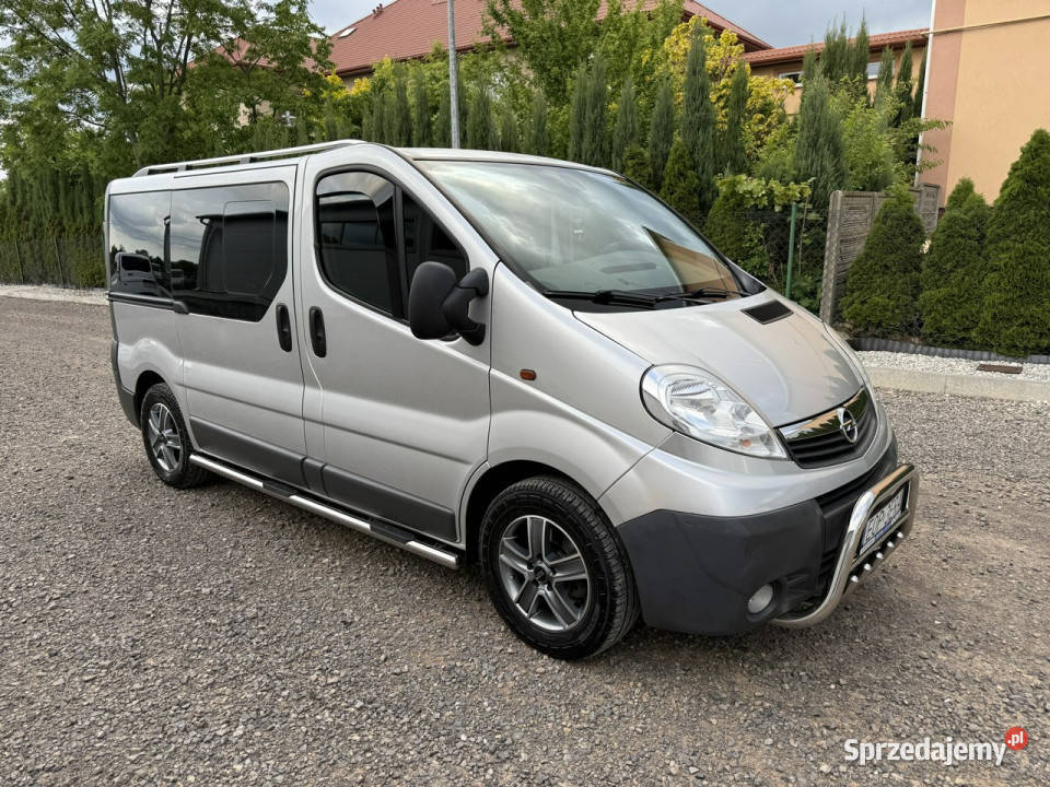 Opel Vivaro Trafic Super Stan Unikat Klima Hak kamera cofania Opoczno