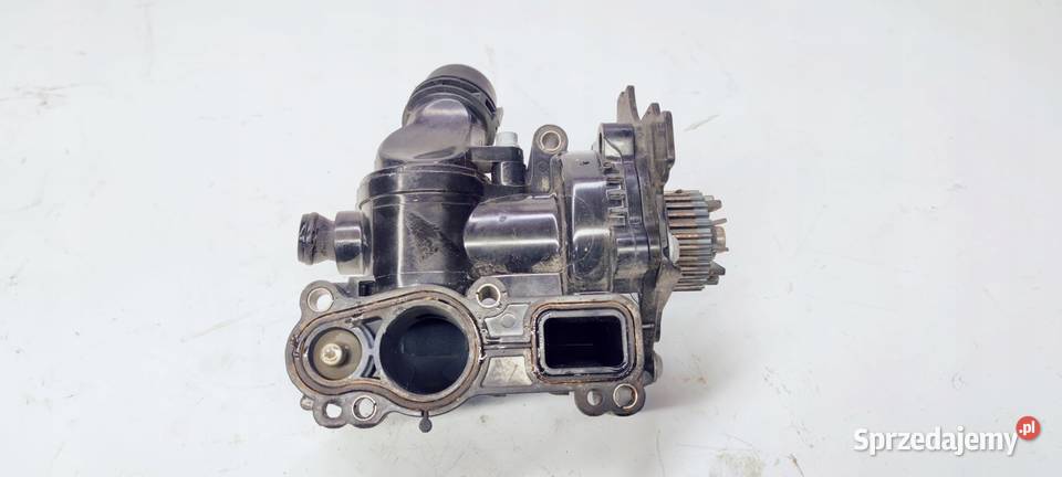 POMPA WODY AUDI A3 A4 A5 18 20 TFSI 06H121026BA Przystajń