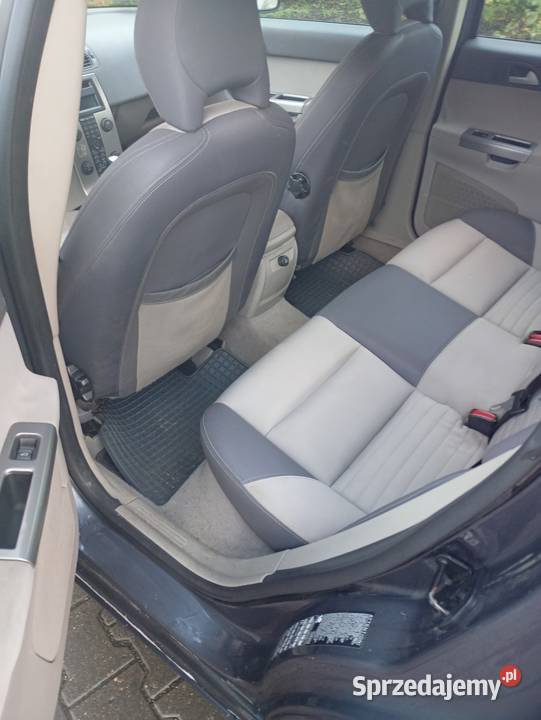 Volvo v50 140KM Świdwin