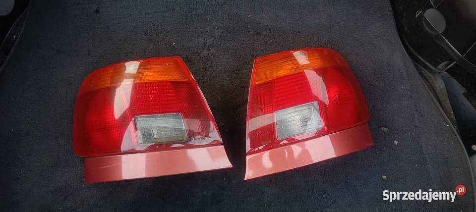 Lampy Tył Prawa Lewa Audi A4 B5 Sedan a6 osobowe śląskie