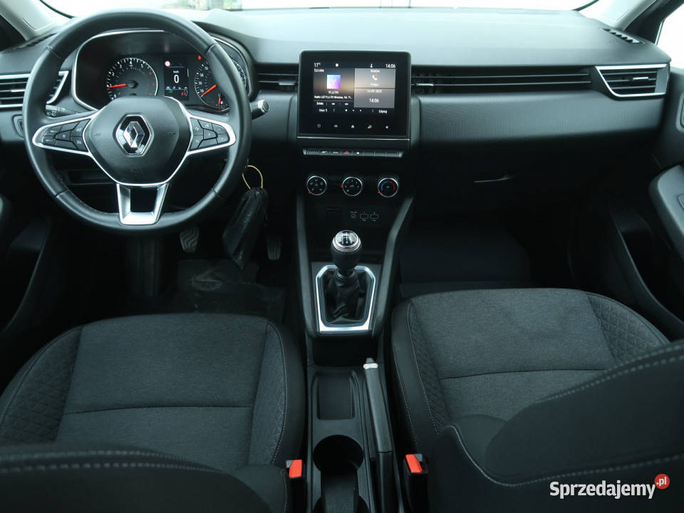 Renault Clio 10 TCe światła do jazdy dziennej Clio